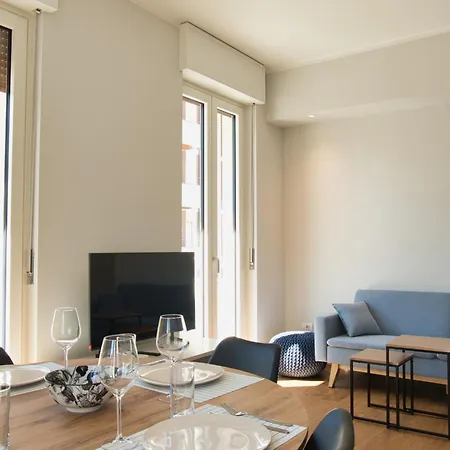 Apartment Wake Of The - Bright Waterfront *