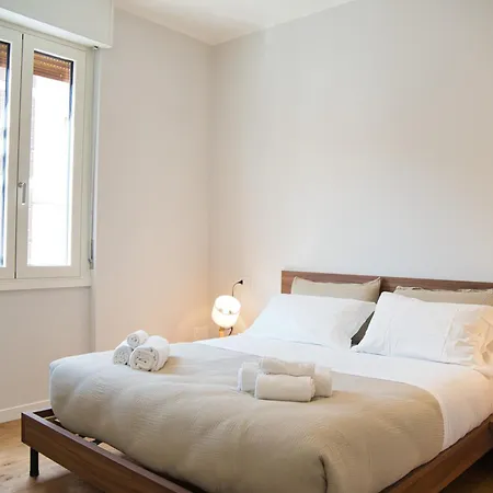 Wake Of The - Bright Waterfront Apartment Lecco