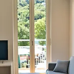 Wake Of The - Bright Waterfront * Lecco