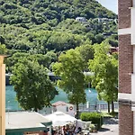 Wake Of The - Bright Waterfront * Lecco