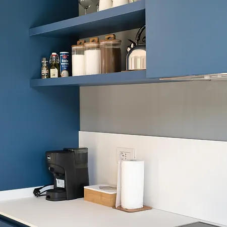 Wake Of The - Bright Waterfront Lecco