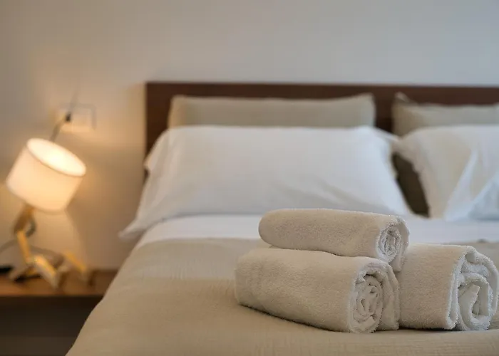 Wake Of The - Bright Waterfront Appartement *