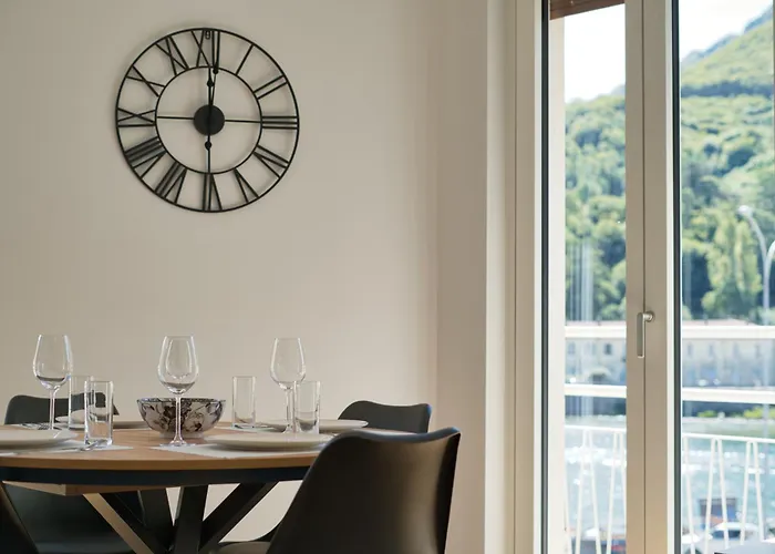 Wake Of The - Bright Waterfront *