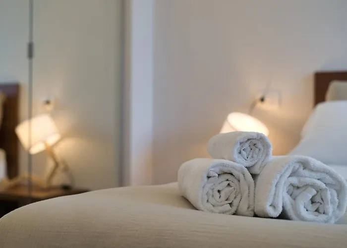 Wake Of The - Bright Waterfront